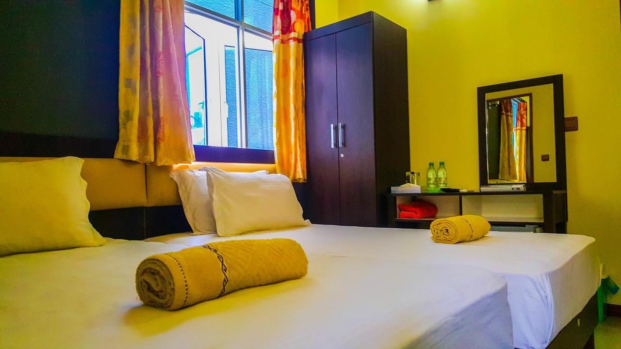 Seasunbeach Hotel Maldives Hulhumale Exterior photo