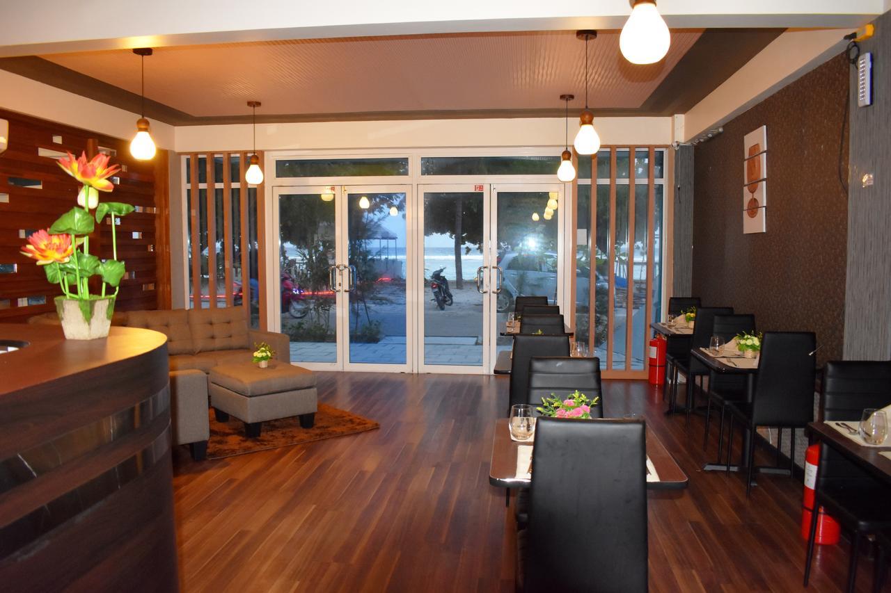 Seasunbeach Hotel Maldives Hulhumale Exterior photo