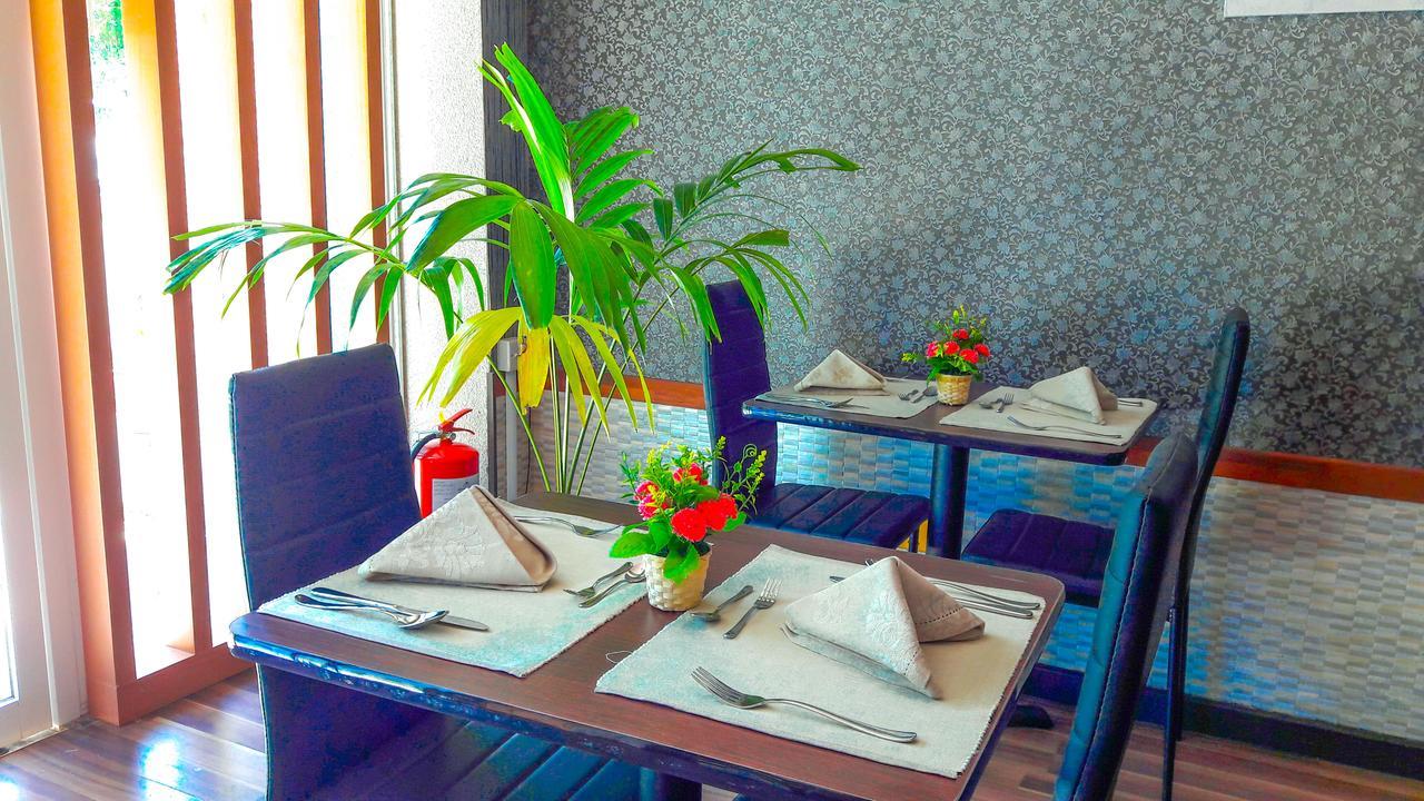 Seasunbeach Hotel Maldives Hulhumale Exterior photo