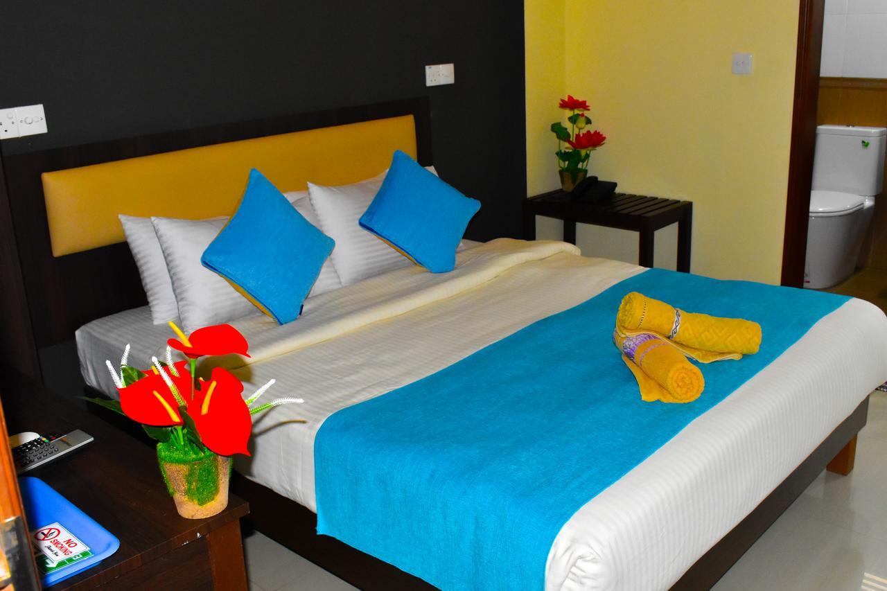 Seasunbeach Hotel Maldives Hulhumale Exterior photo