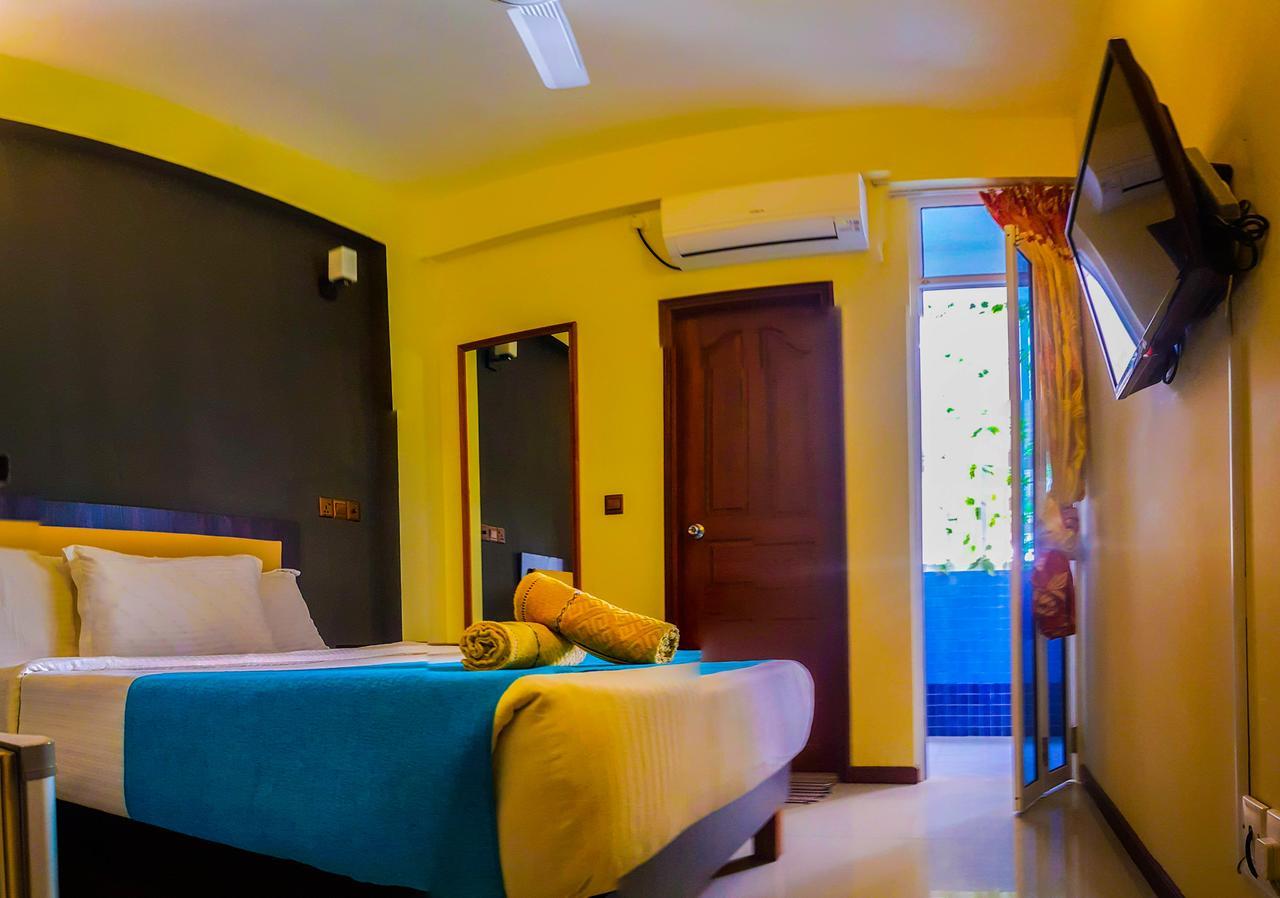 Seasunbeach Hotel Maldives Hulhumale Exterior photo