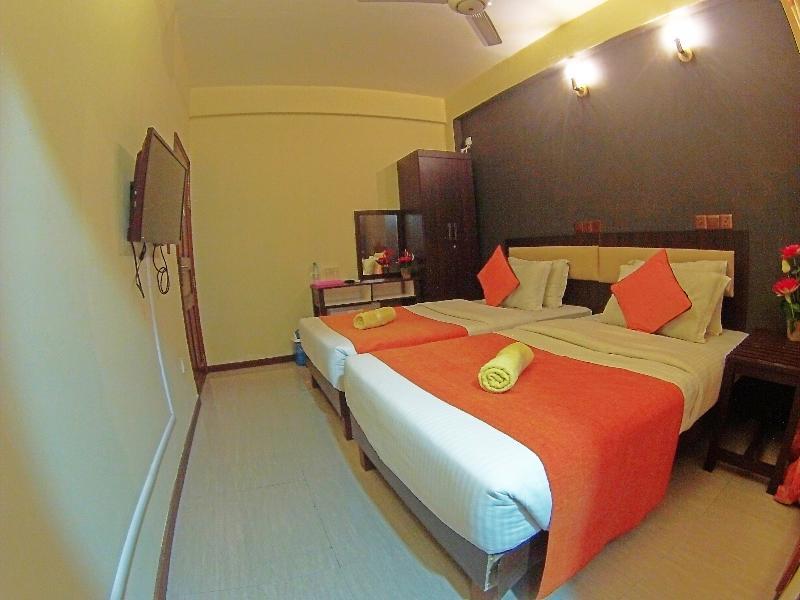Seasunbeach Hotel Maldives Hulhumale Exterior photo