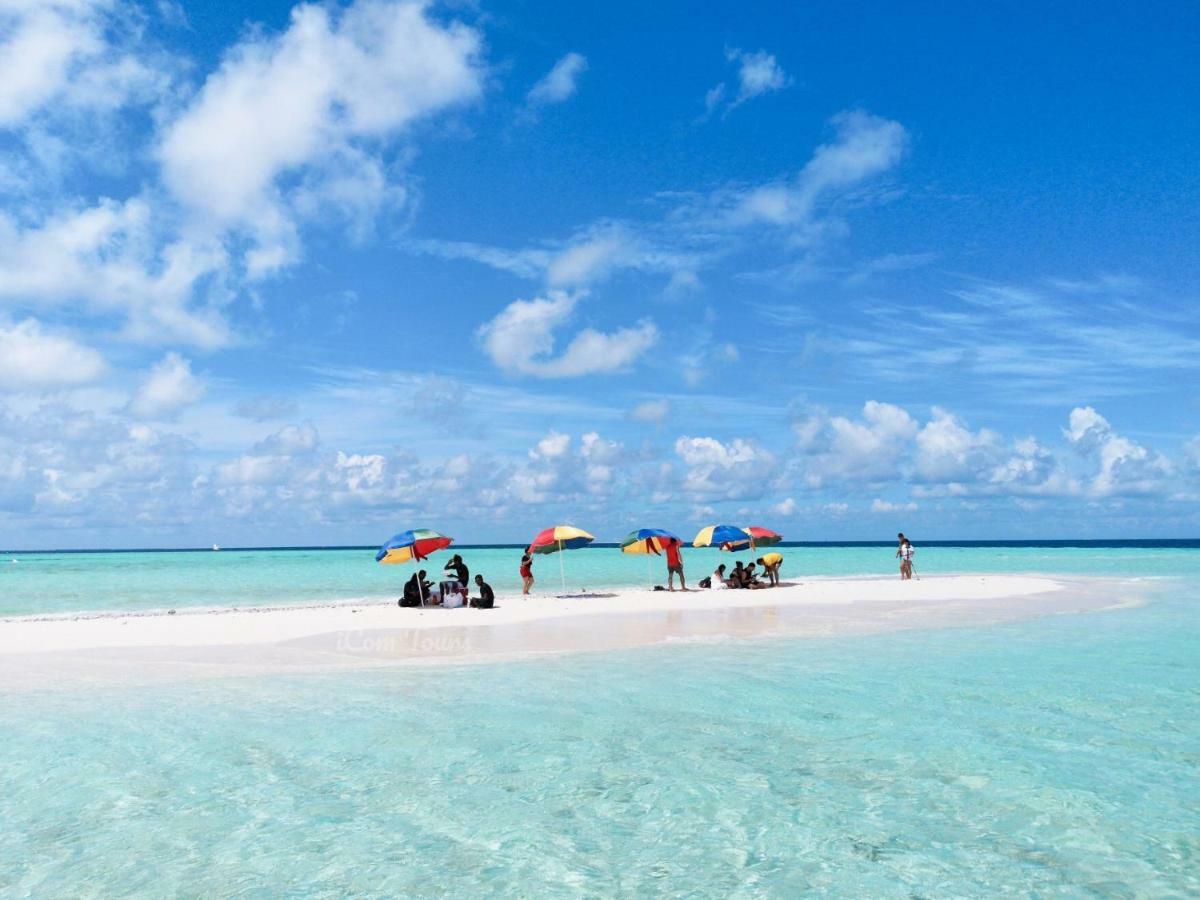 Seasunbeach Hotel Maldives Hulhumale Exterior photo